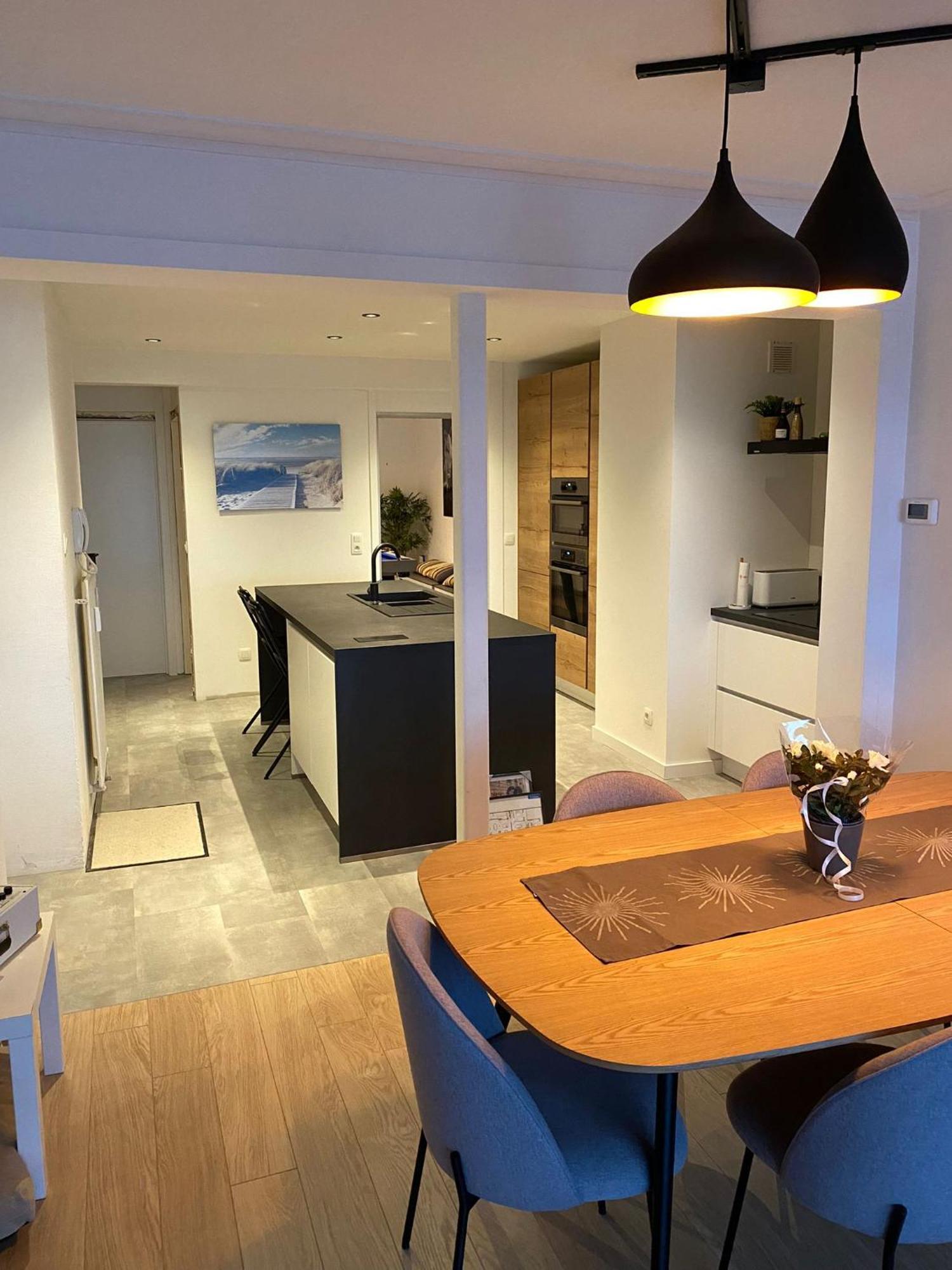 Spacious Apartment With Sea View ออสเทนด์ ภายนอก รูปภาพ