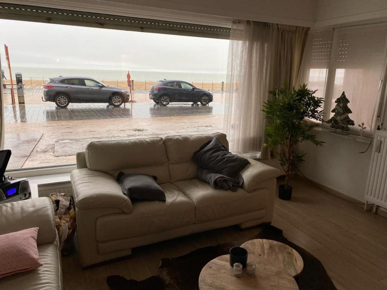 Spacious Apartment With Sea View ออสเทนด์ ภายนอก รูปภาพ